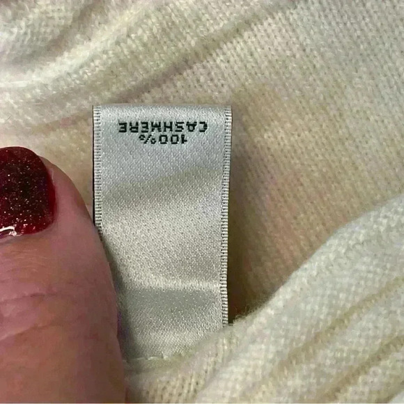 Neiman Marcus Cashmere Sweater Sz XL Gorgeous Bell 3/4 Sleeve Cream Color $998 - Picture 7 of 8